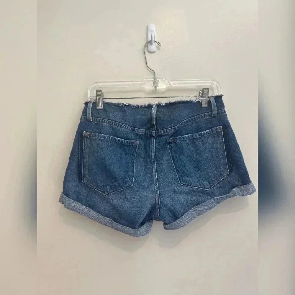 Frame Le Cutoff Denim Shorts - Picture 2 of 4